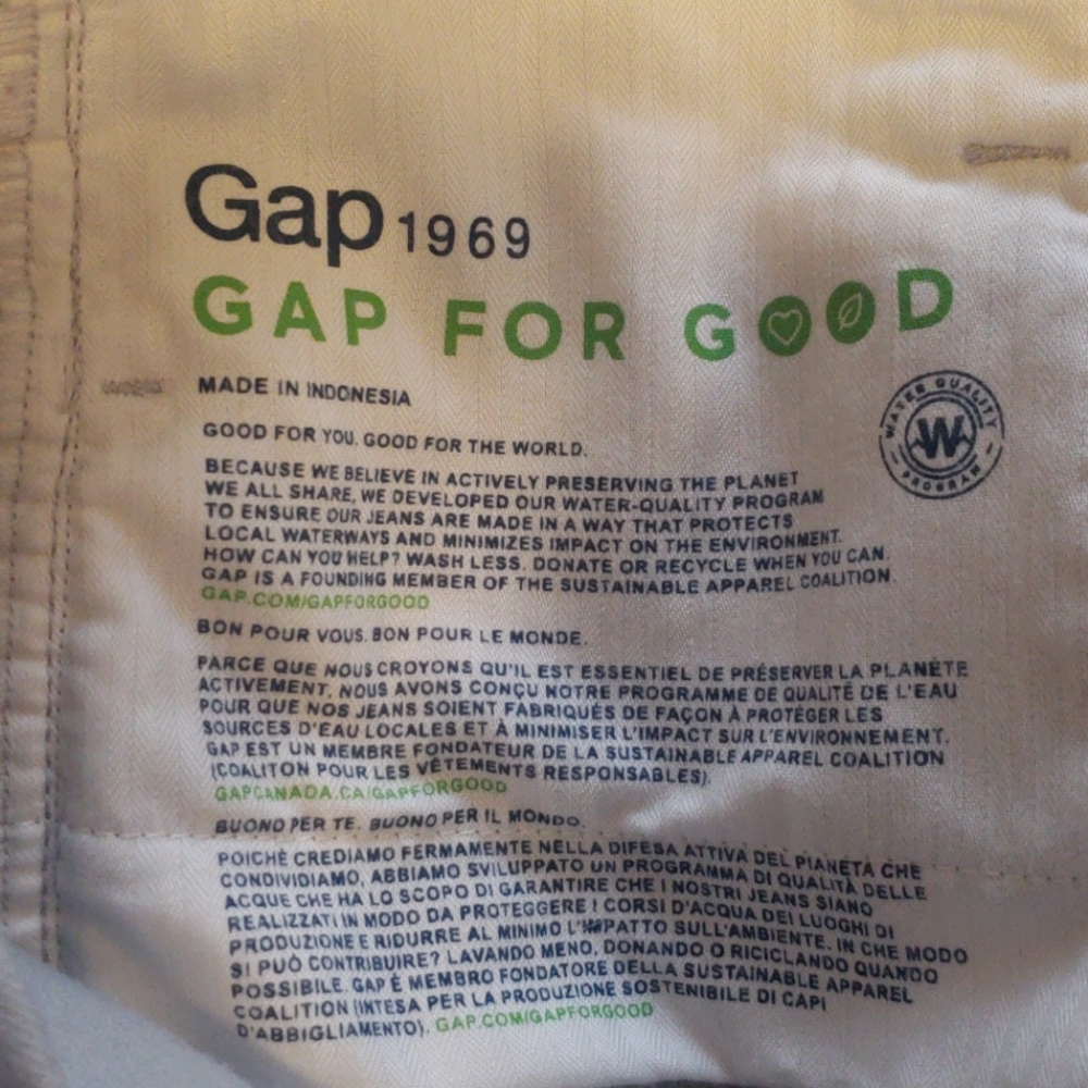 GAP - Picture 4 of 10